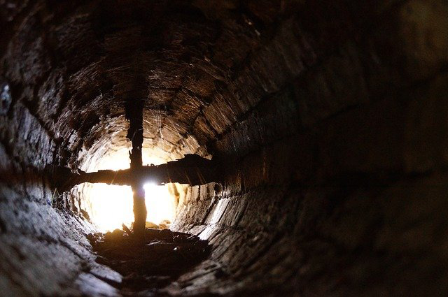 A glimpse into a Cornish mine shaft